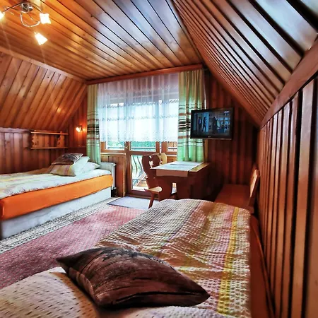 Na Potoku فيلة زاكوباني