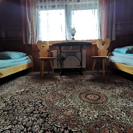 Na Potoku فيلة *